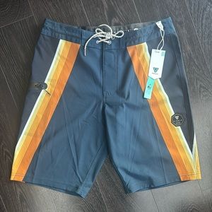 Vissla recline boardie